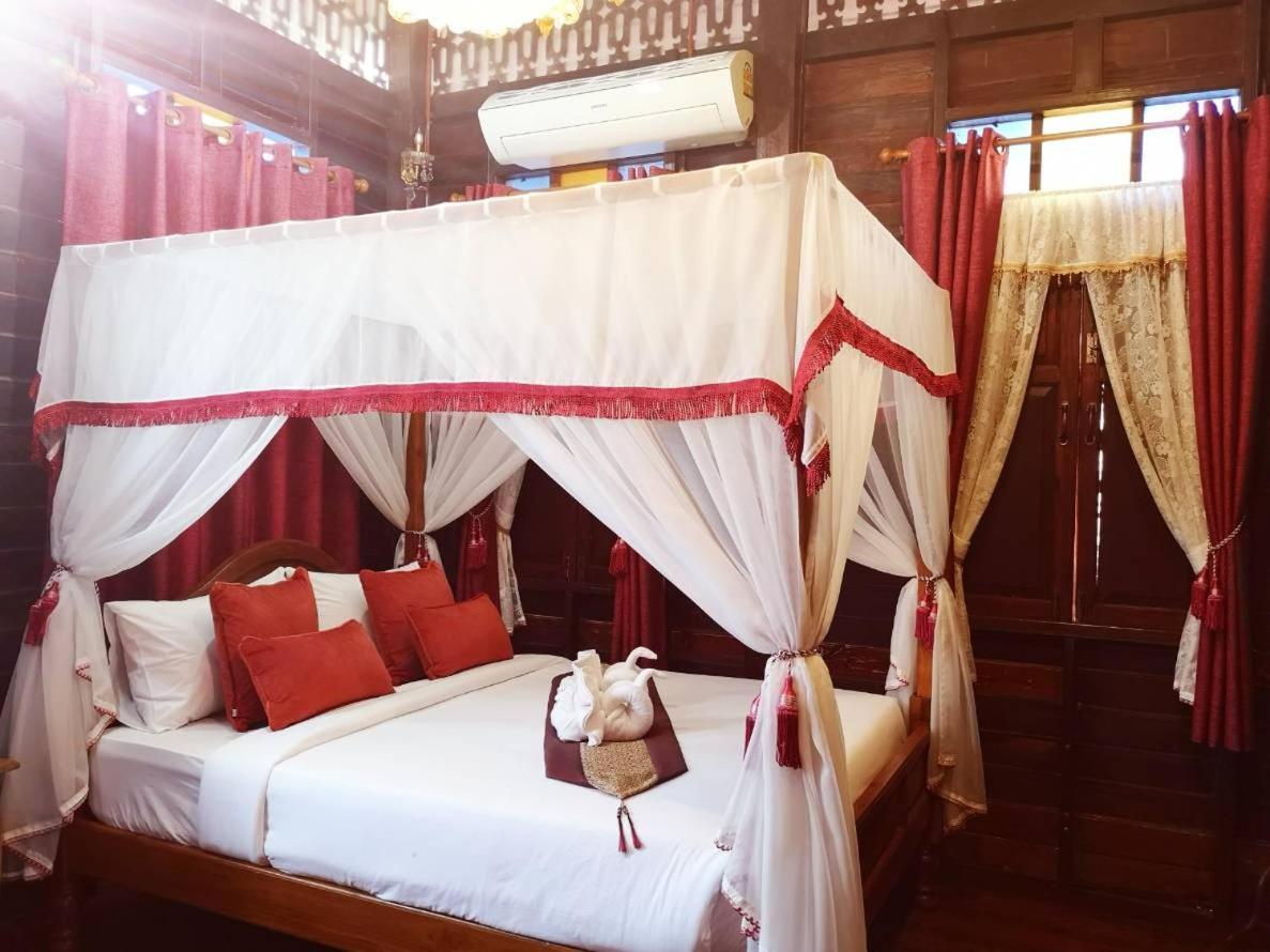 Baan Sithepaban Guesthouse Phitsanulok Εξωτερικό φωτογραφία